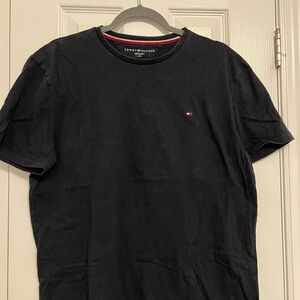 Tommy Hilfiger Men's Black T-Shirt